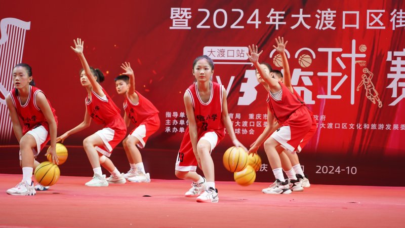 职业篮球聚焦的顶尖赛事轮播的简单介绍