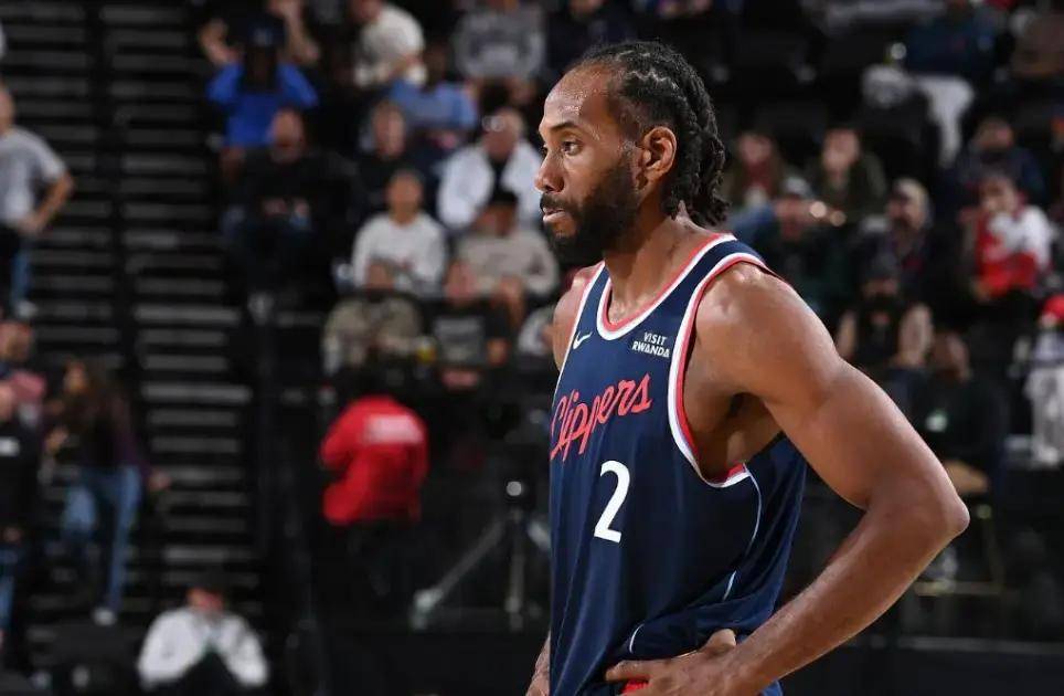 DB电竞竞猜入口-快船队员突破个人最高得分，助队获胜