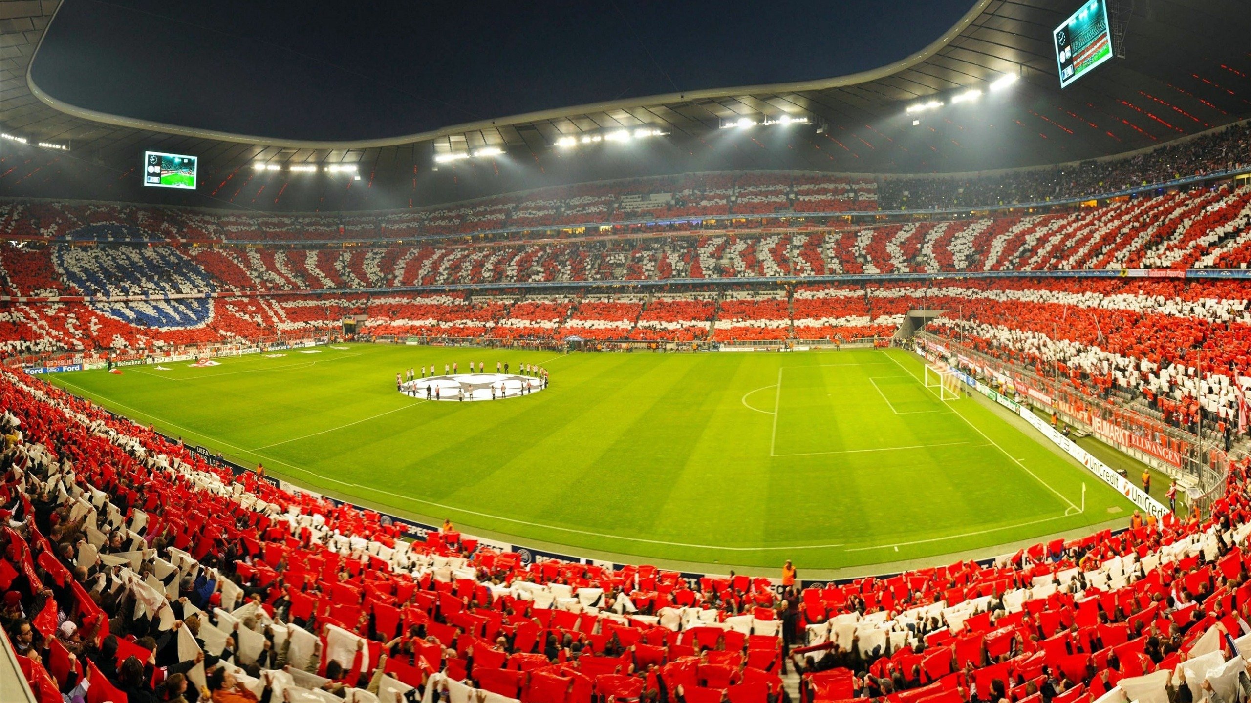 凯恩连续得分拉开差距,波兰对阵荷兰见证历史性时刻